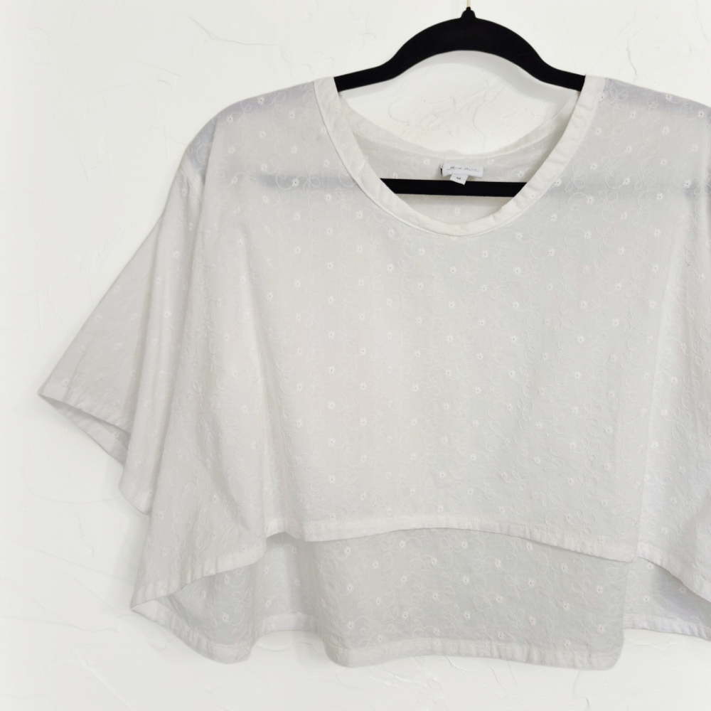 Hearts Desire Embroidered Floral Eyelet White Cotton Crop Top